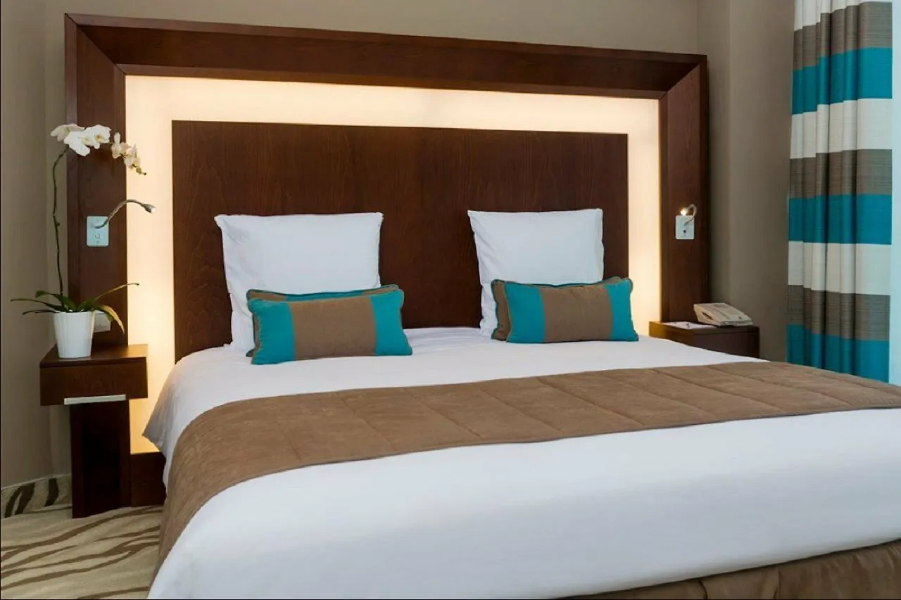 Novotel Dubai Al Barsha Szálloda