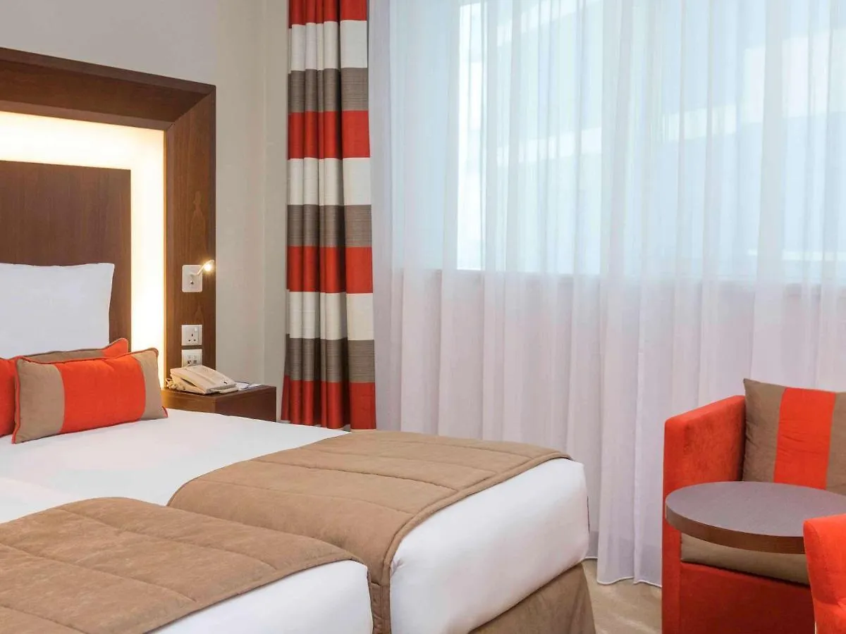 **** Szálloda Novotel Dubai Al Barsha Egyesült Arab Emírségek