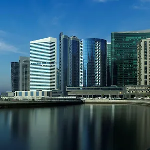 Radisson Blu Hotel, Waterfront ***** Dubai