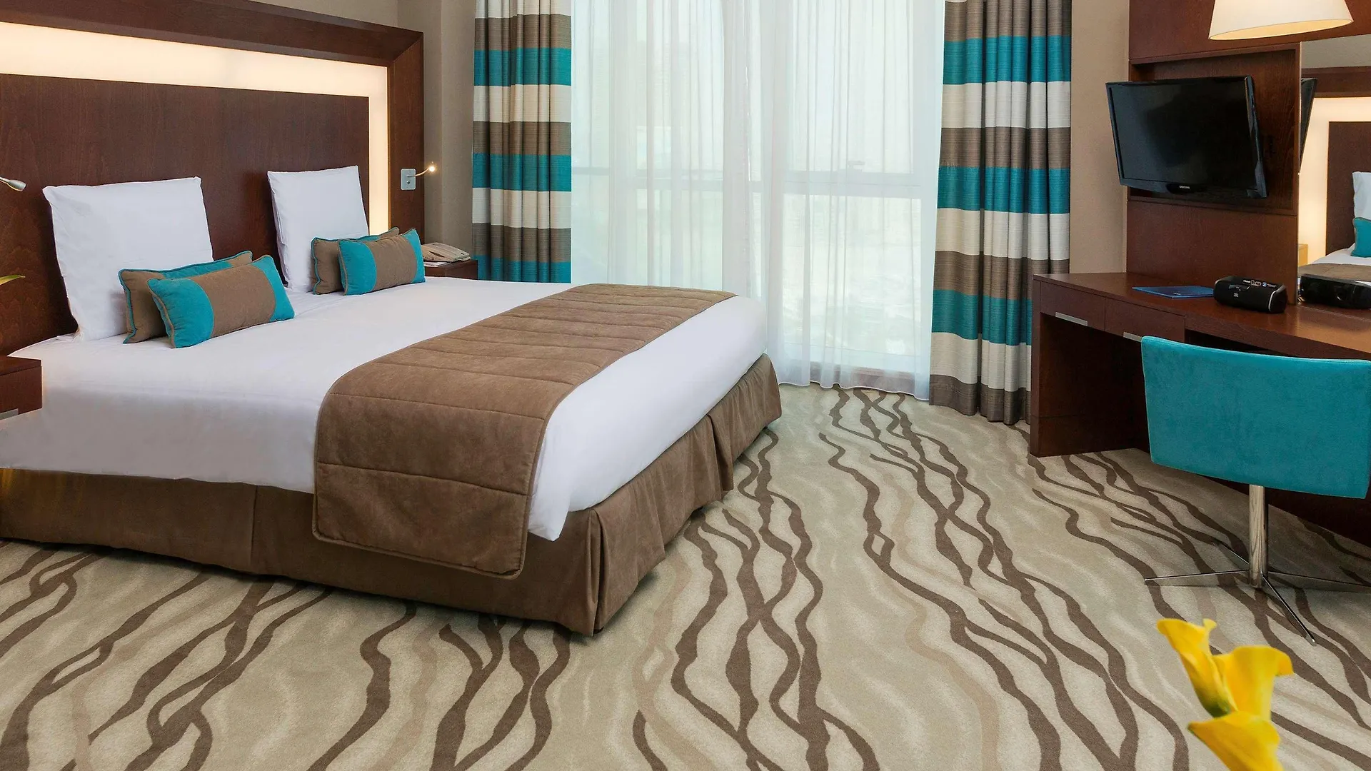 Novotel Dubai Al Barsha Hotel